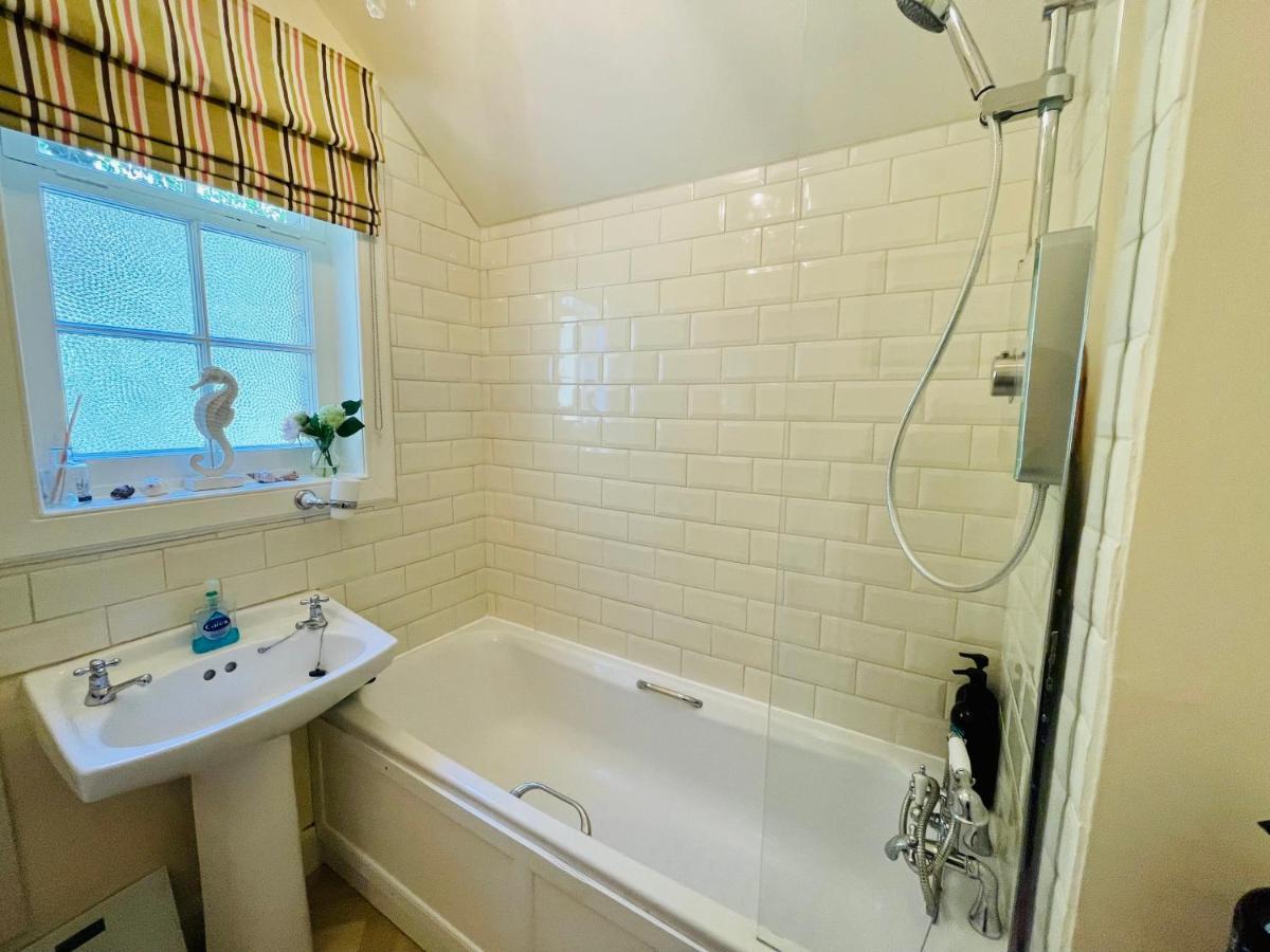 Carnell Country Estate & Holiday Cottages In Ayrshire Hurlford Exteriér fotografie