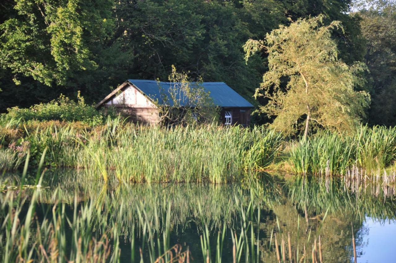 Carnell Country Estate & Holiday Cottages In Ayrshire Hurlford Exteriér fotografie